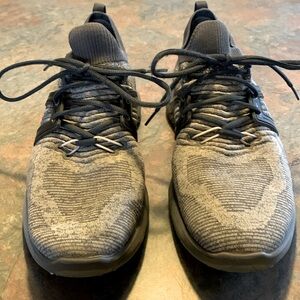 Footjoy FJ Hyperflex 51081 size 10.5 M 10-1/2 Golf Shoes grey